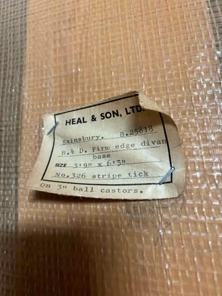 Photo of free Vintage Heal's divan/daybed (Clerkenwell WC1X) #2