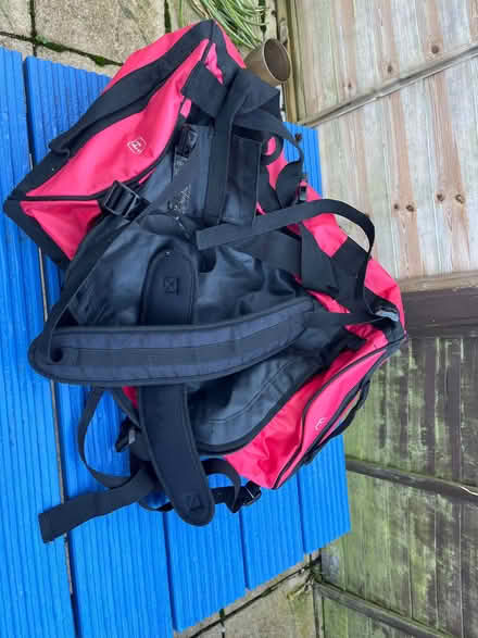 Photo of free Waterproof holdall (Tilekiln TN38) #3