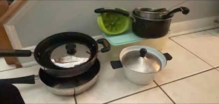 Photo of free Pots pans , Tupperware (Alexandria , VA) #1