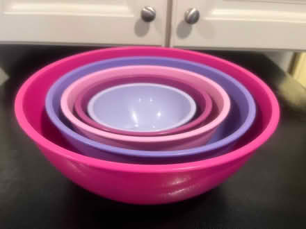 Photo of free Plastic Nesting Bowls (Clinton) #1