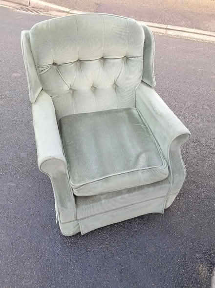 Photo of free Pair of vintage chairs (Lower Green TN2) #1