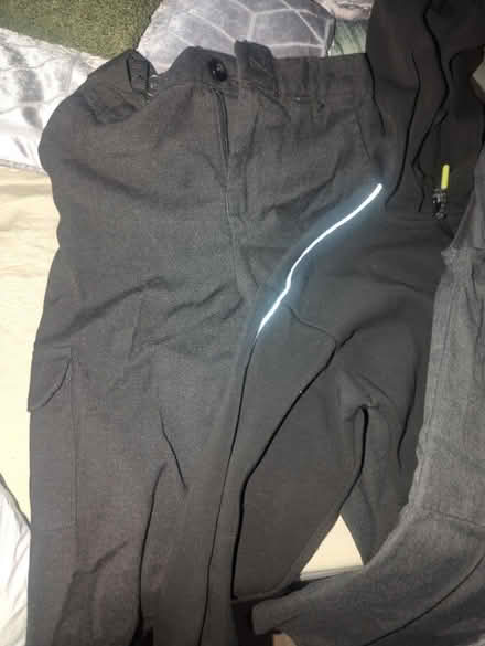 Photo of free Bag of school clothes (SE5) #2