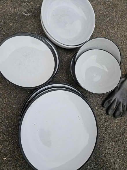 Photo of free Used crockery (BS4) #2