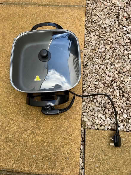 Photo of free Electric skillet (Headway Cross TQ14) #1