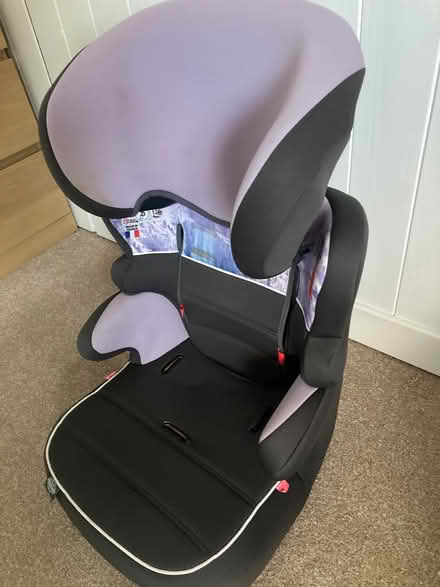 Photo of free Greco car seat suitable for 15-36kg (South Didcot OX11) #1