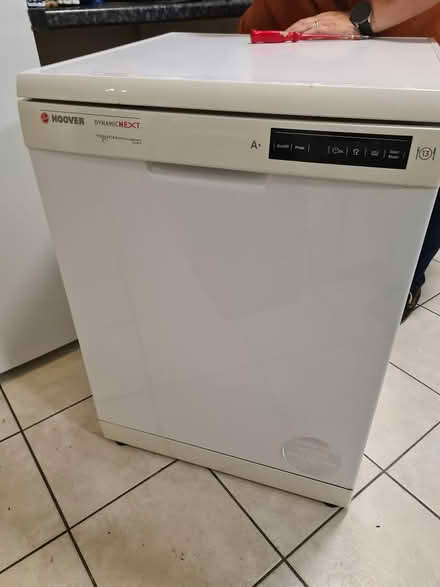 Photo of free Full Size Hoover Dishwasher (SE3) #1