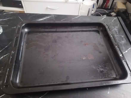 Photo of free Oven tray (Stoke Newington N16) #1