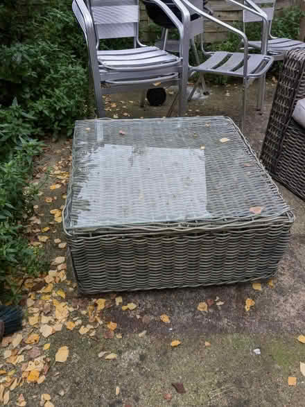 Photo of free Garden sofas and table set (Mile End E3) #2