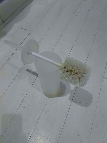 Photo of free Toilet brush (Streatham Park SW16) #1