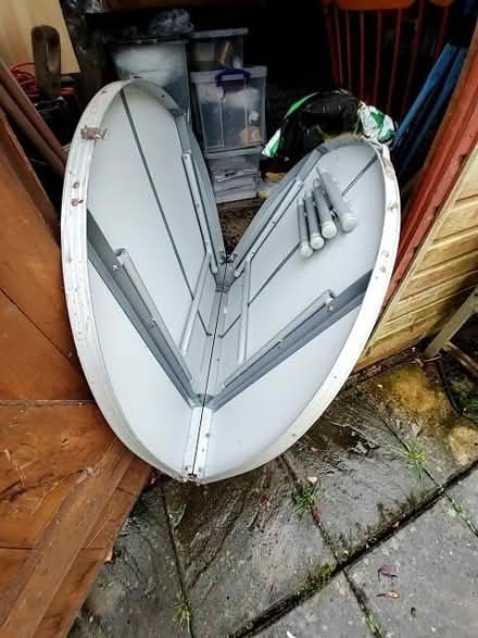 Photo of free Folding plastic table. (Turves Green B31) #2