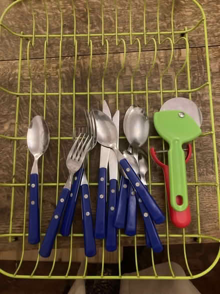 Photo of free Cutlery and kitchen items (RG1) #1