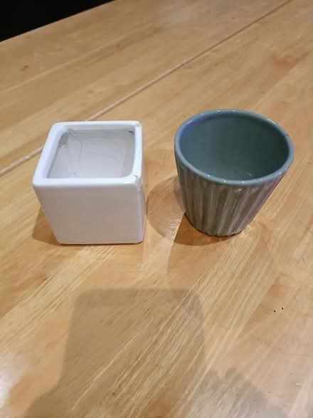 Photo of free 2 mini pots (SW6) #1