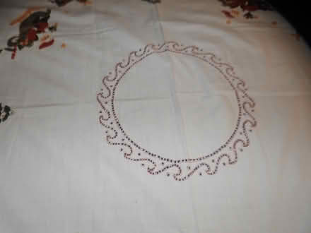 Photo of free table covering (Mavis and Rathburn) #3
