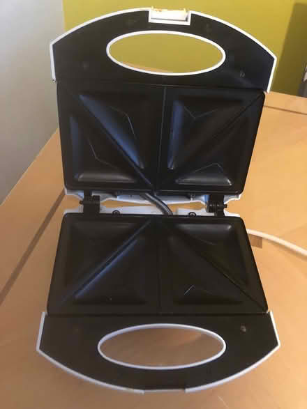 Photo of free Cookworks Toastie sandwich maker (Copnor PO3) #2