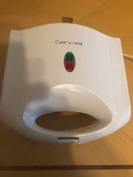 Photo of free Cookworks Toastie sandwich maker (Copnor PO3) #1