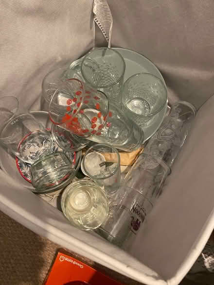 Photo of free Selection of glasses/crockery (BD18) #1