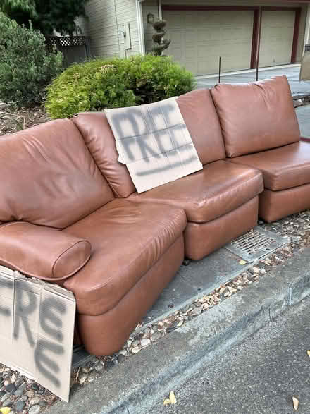 Photo of free Three piece recliner sofa set (Morgan hill) #1