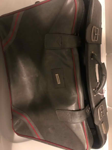 Photo of free Old suitcase (Hitchin SG4) #1