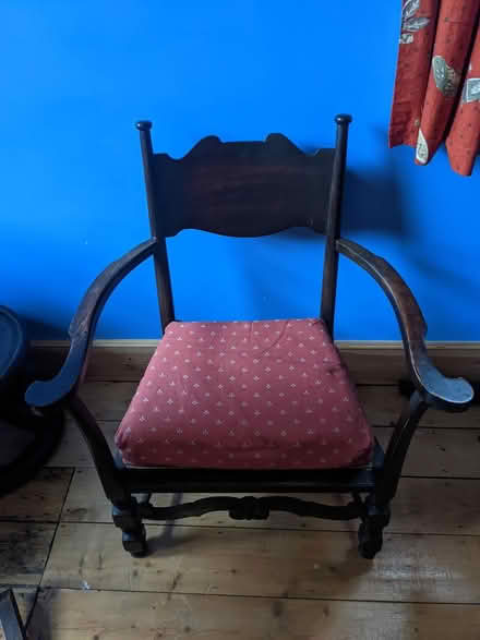 Photo of free 2 antique bedroom chairs (Northfields) #1