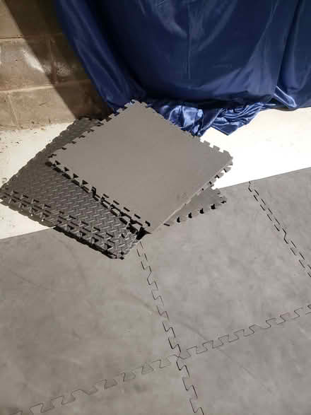 Photo of free Grey Foam Jigsaw Mats (Philadelphia S3) #1