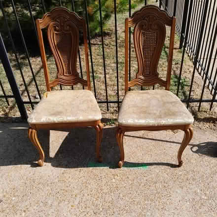 Photo of free Chairs (1531 Pine Saint louis) #1