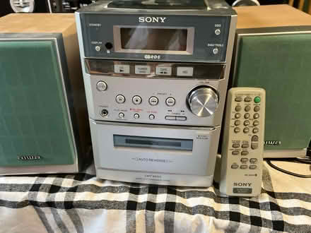 Photo of free Sony Micro Hi Fi (IP4 3pe) #1