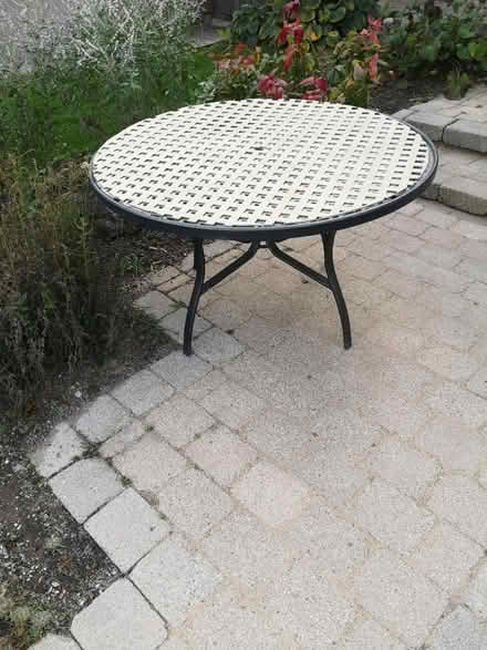 Photo of free Patio table (Newmarket) #2