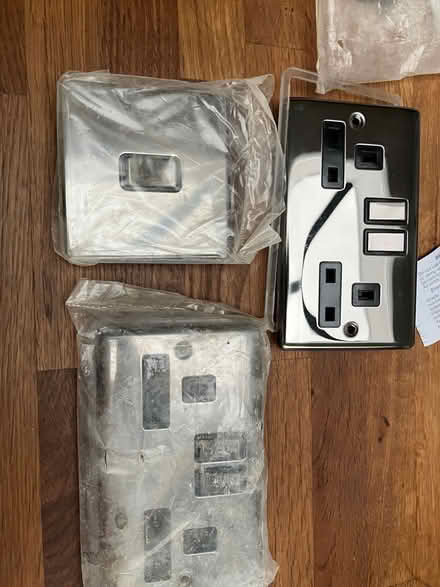 Photo of free Chrome plug sockets & light switch (Tonbridge TN10) #1