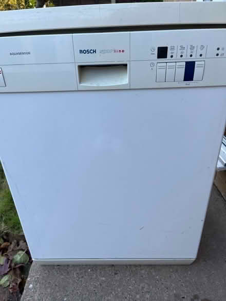 Photo of free Bosch dishwasher (Shelton SY3) #1