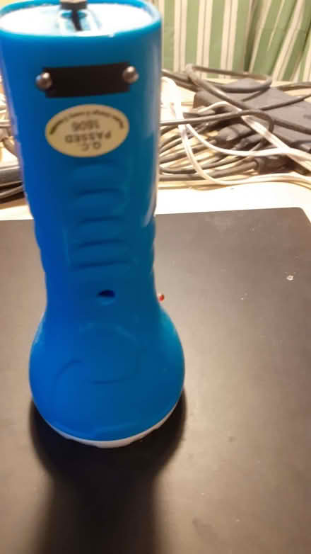 Photo of free rechargeable torch (Sandilands CR0) #1