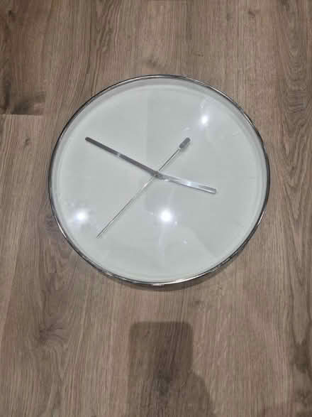 Photo of free Minimalist wall clock (Didcot, OX11) #1