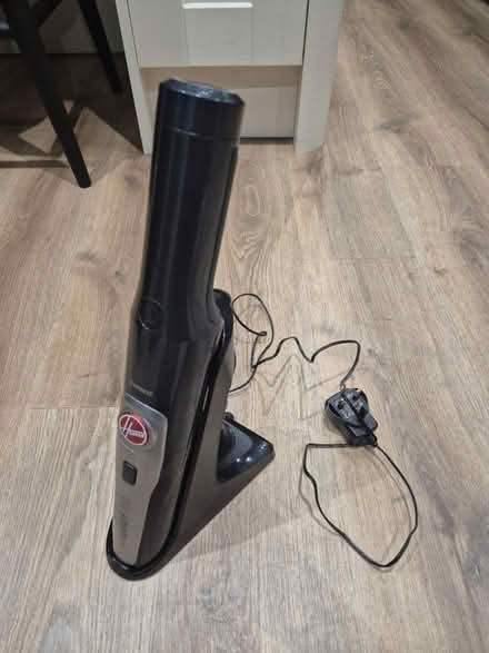 Photo of free Handheld vacuum - battery dead (Didcot, OX11) #2