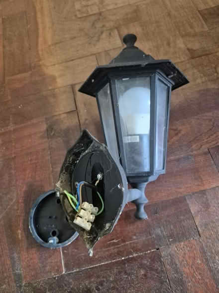 Photo of free External light (GU52) #1