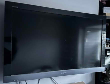 Photo of free Sony 40in LCD TV + LEC Table Top Fridge (Hillingdon UB10) #4