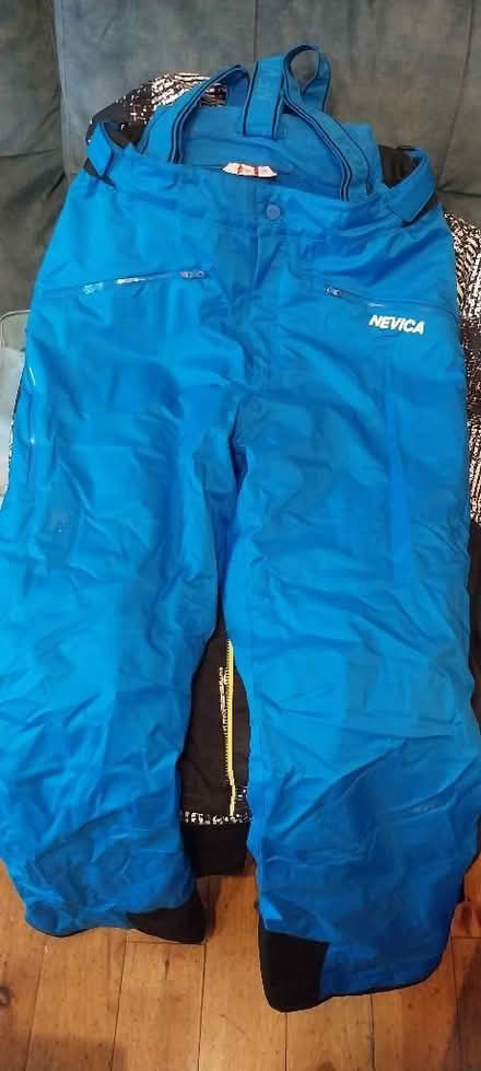 Photo of free Men's salopettes (Horn's Mill SG13) #1
