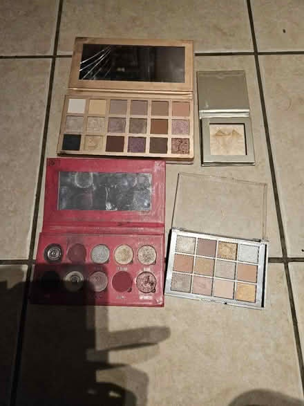 Photo of free Make up (Milton Keynes central,mk 6) #1