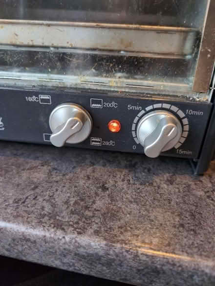 Photo of free Small electric oven (Barton-in-Fabis CP NG11) #3