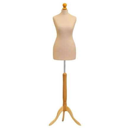 Photo of Dressmaker Dummy- Size M (Welton HU15) #1