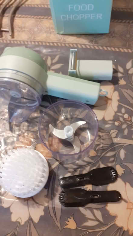 Photo of free portable food chopper (Sandilands CR0) #3