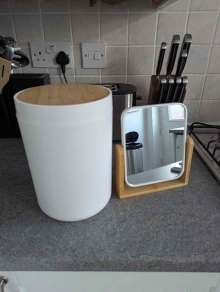 Photo of free Bathroom bin and mirror set (Croxdale DH6) #1