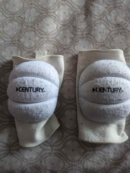 Photo of free Knee pads (LU2) #1