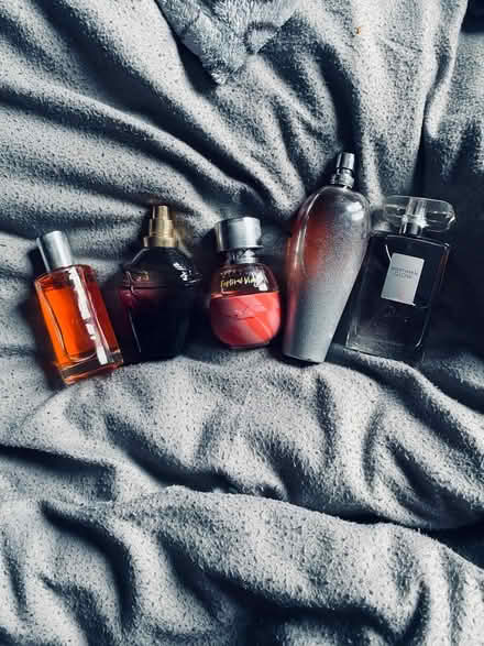 Photo of free perfumes (Loughborough LE11) #1