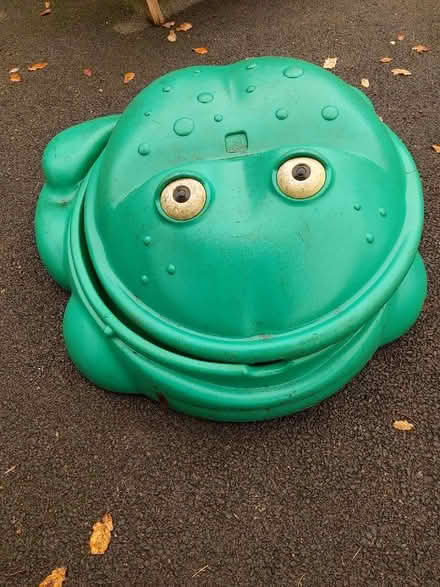 Photo of free Children's sand pit (Petersfield GU32) #1
