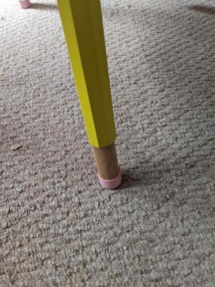 Photo of free Kids' Crayon table (77004) #2