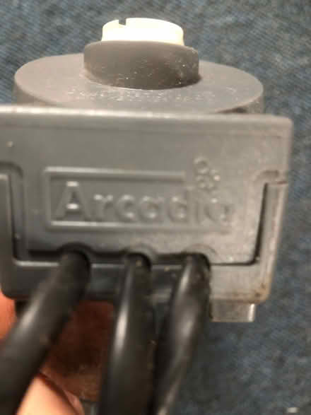 Photo of free Aquarium light (NG3 mapperley road) #3