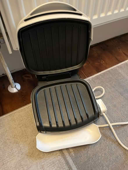 Photo of free George Foreman mini grill (Wood Green N8) #3