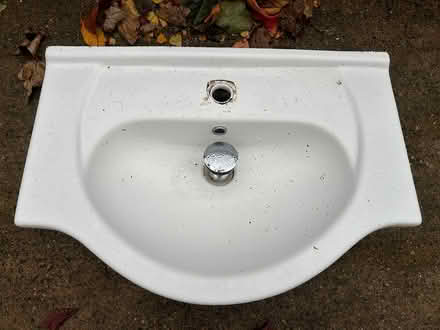 Photo of free Bathroom sink with click clack trap (Chapel allerton LS7) #2