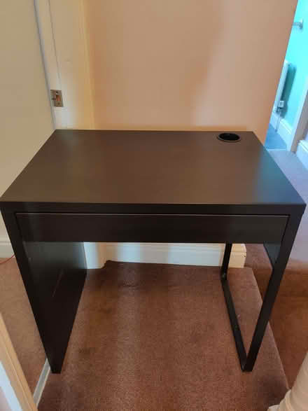 Photo of free Small desk (Droylsden M11) #1