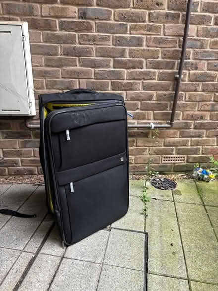 Photo of free 3 suitcases (SE17 3BN) #3