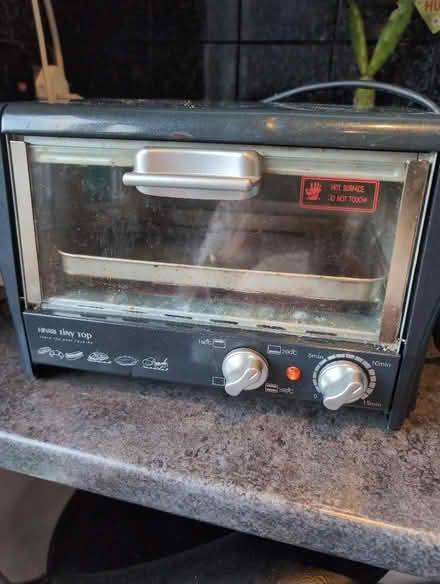 Photo of free Small electric oven (Barton-in-Fabis CP NG11) #1